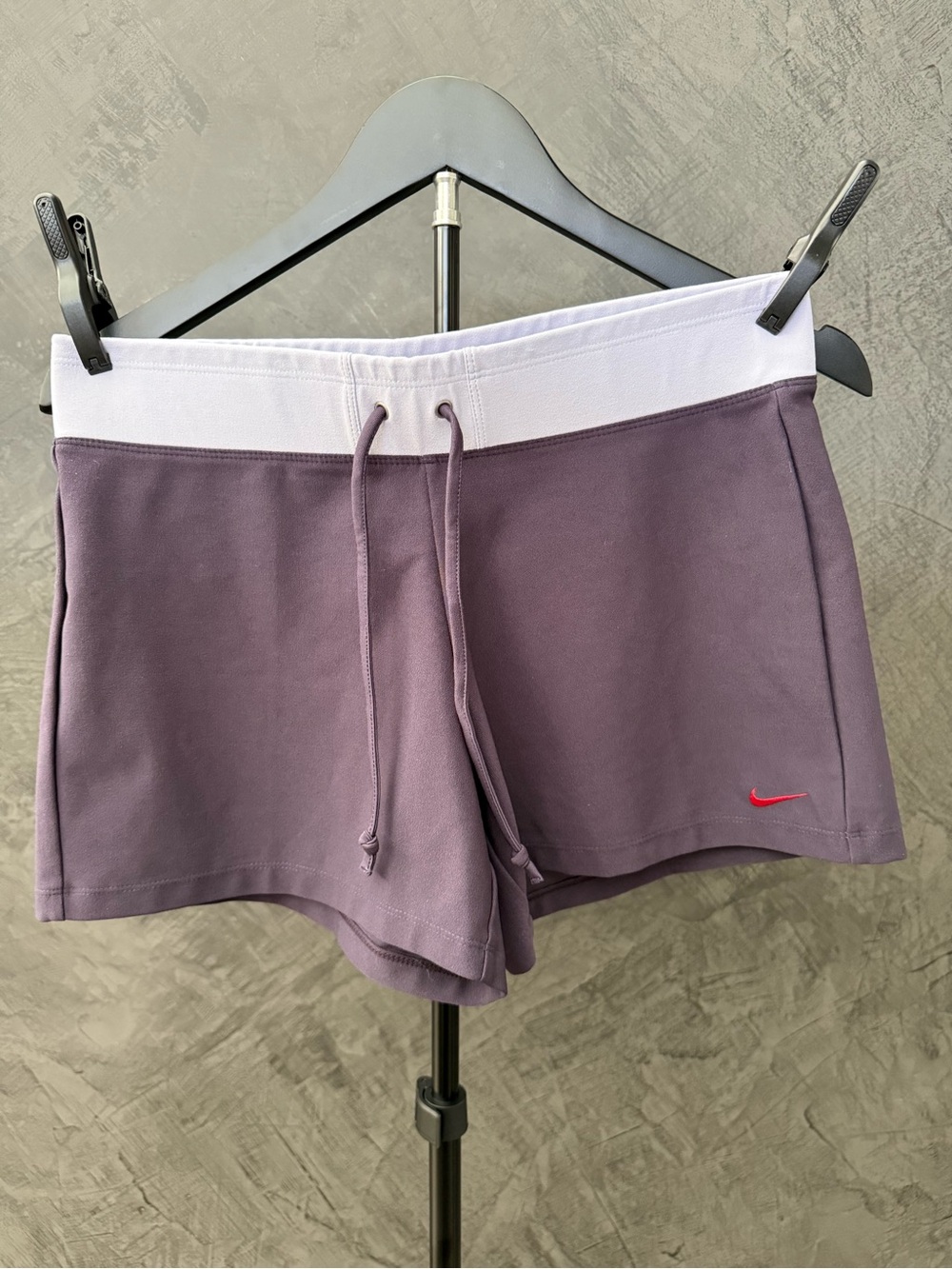 EUC Nike Women's Plum Athletic Drawstring Shorts with wide Waistband size M
